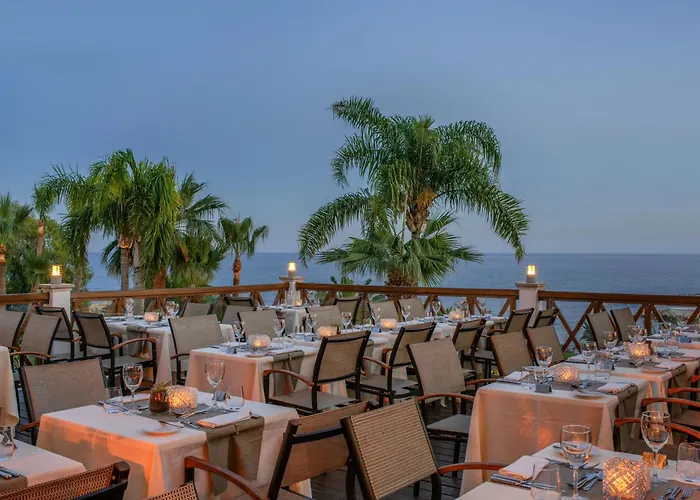 Mediterranean Otel 4*