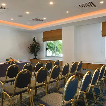 Mediterranean Hotell Agios Tychonas