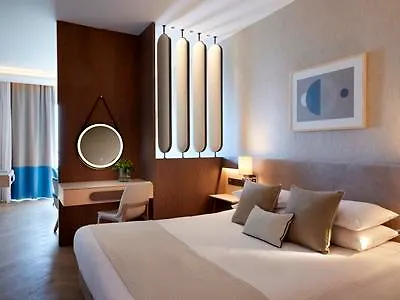 Mediterranean Отель 4*
